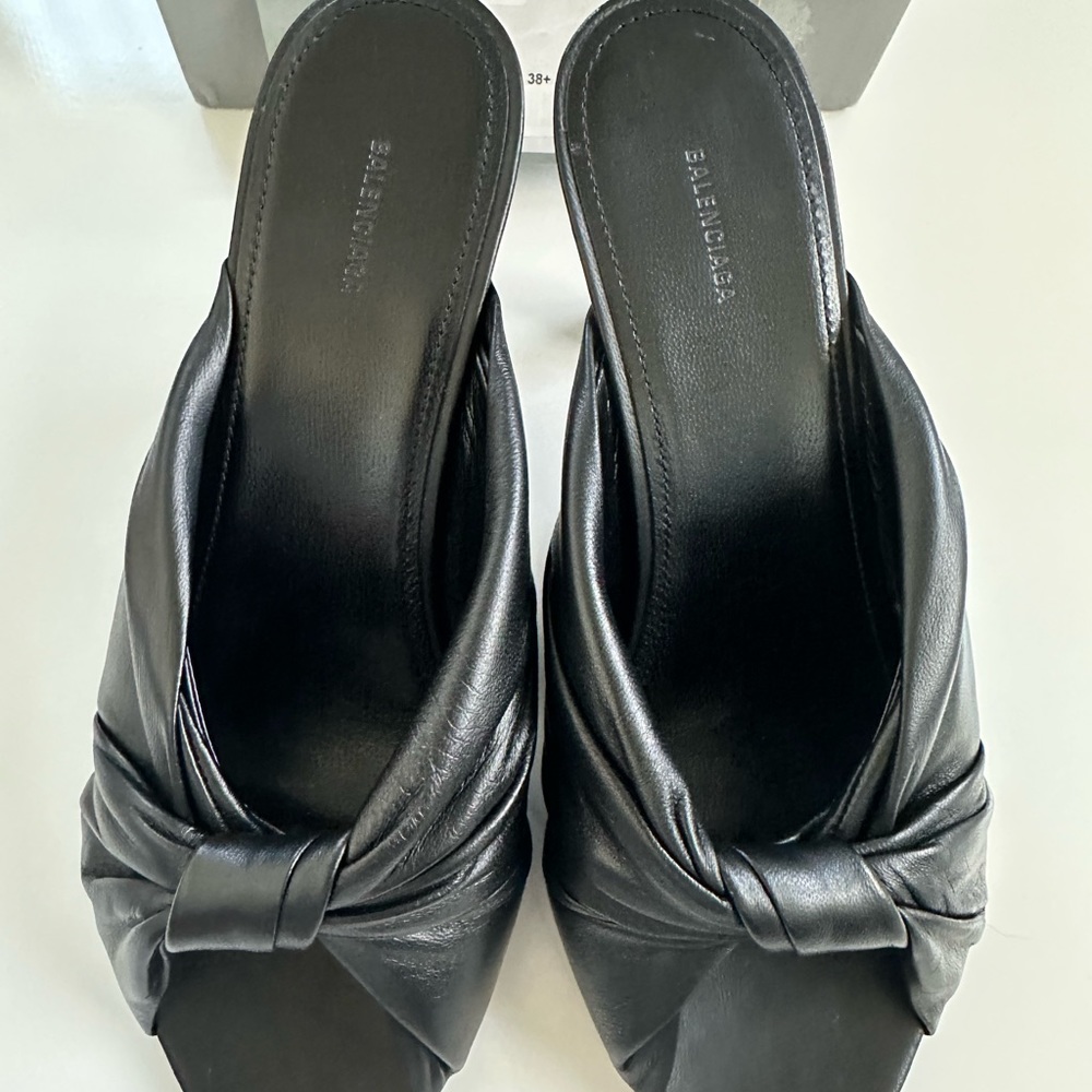 Brand new with box and shoes bag Drapy Twist Balenciaga sandals EU size 38.5 - Picture 2 of 10